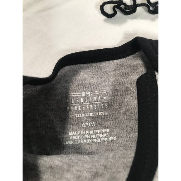 Genuine Merchandise Chicago White Sox Onesie Set 6/9 Months - Picture 5 of 9
